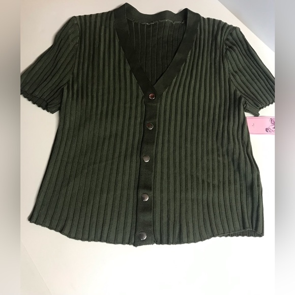 2 Piece Ribbed Knit V Neck Crop Top and High Waist MIDI, Bodycon Pencil Skirt - Picture 5 of 8